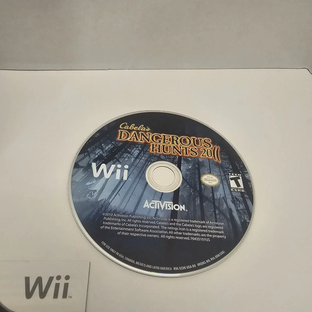 Cabelas Dangerous Hunts 2011 -‎ Nintendo Wii CIB